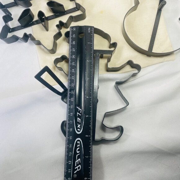 Set Of 3 Pancake Molds Snowman Gingerbread Man Snowflake Metal Holiday Breakfast - Picture 2 of 11